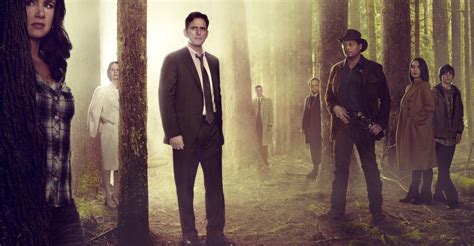 Watch Wayward Pines .